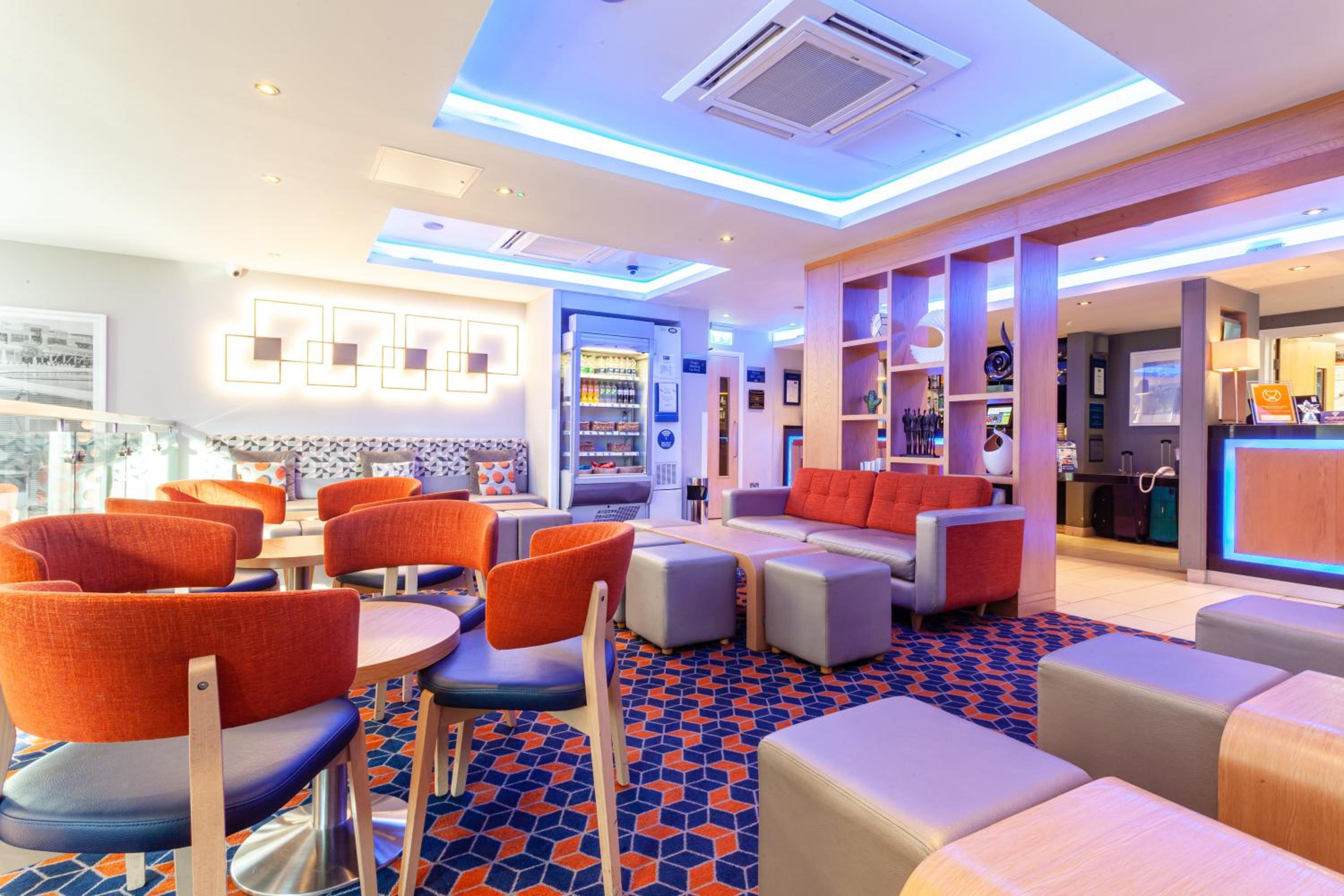 Holiday Inn Express EDINBURGH - ROYAL MILE by IHG